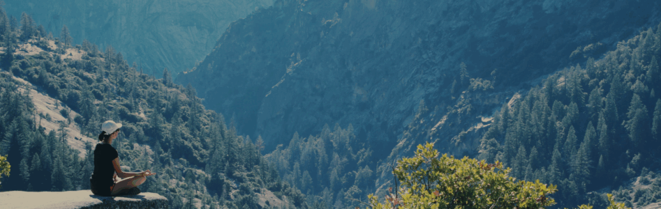 How to Book a Keynote Speaker for Retreats | Planning Guide